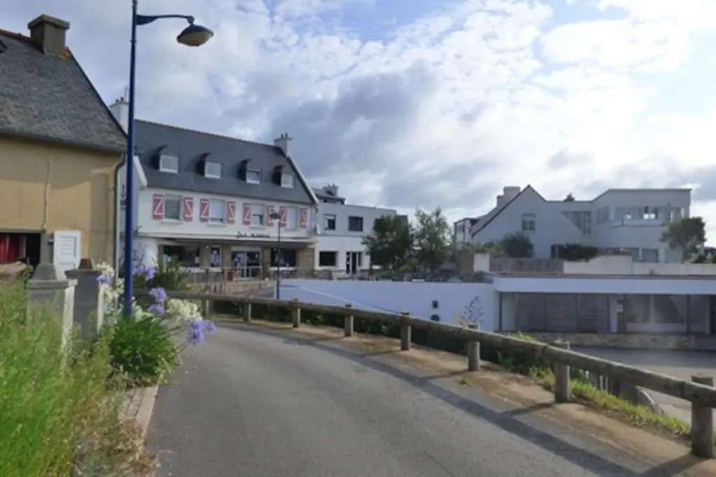 Molene 200 M Plage Et Port Sibiril France