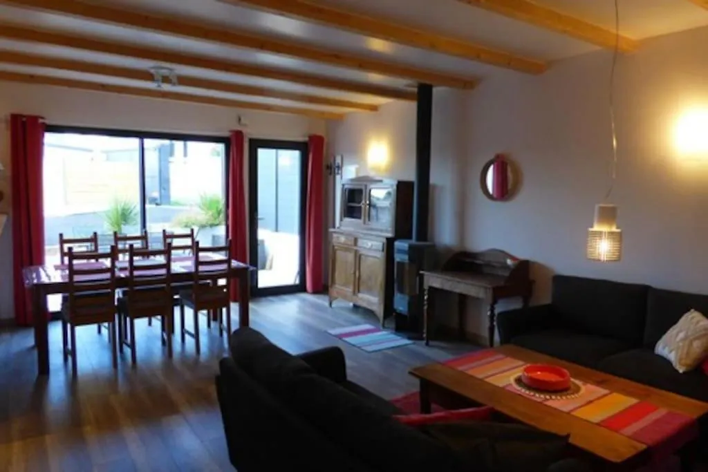 Molene 200 M Plage Et Port Sibiril Holiday home